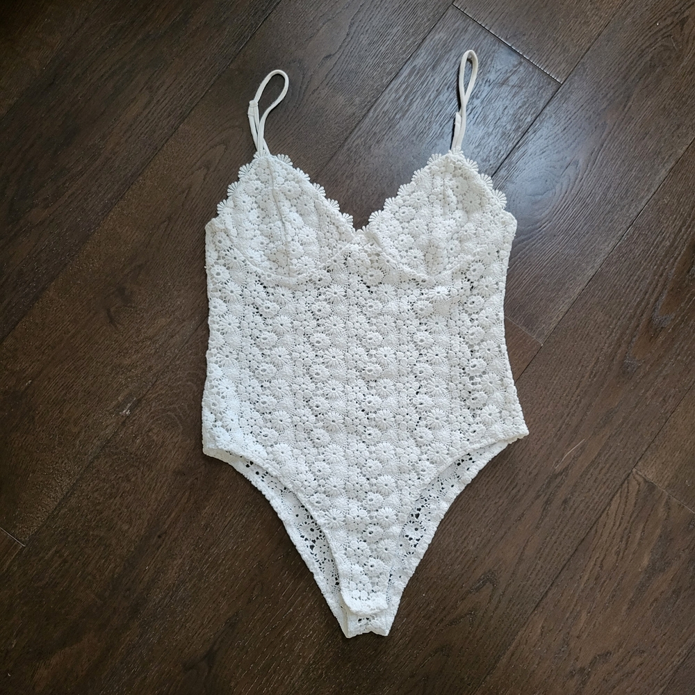 Elegant Crochet White Lace Bodysuit